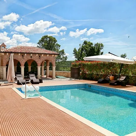 Villa Carolus *